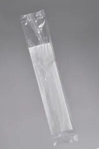 Zestaw sztućców widelec +nóż + serwetka transparentne w folijce 350 szt